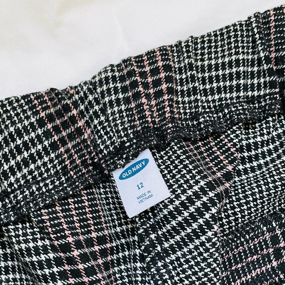Old Navy Mid Rise Plaid Pull On Ankle Pants - Picture 6 of 8